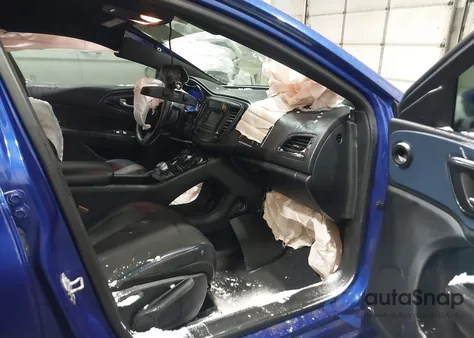 2015 Chrysler 200 S из США, поврежденный, VIN 1C3CCCBG2FN643949